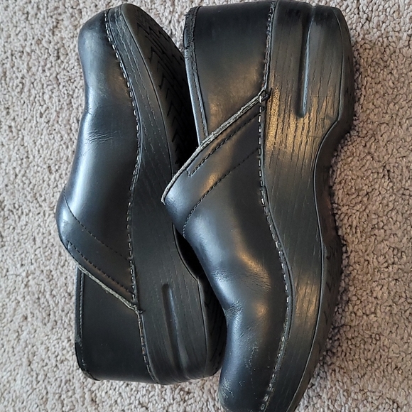 Used Dansko non-slip clog size 39 - Picture 4 of 6